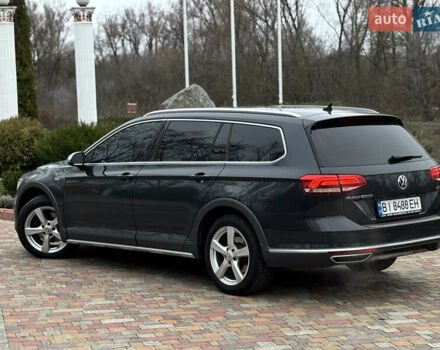 Серый Фольксваген Пассат Альтрак, объемом двигателя 2 л и пробегом 160 тыс. км за 23000 $, фото 8 на Automoto.ua