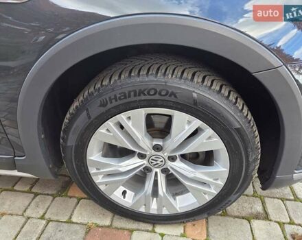 Серый Фольксваген Пассат Альтрак, объемом двигателя 2 л и пробегом 282 тыс. км за 17300 $, фото 31 на Automoto.ua