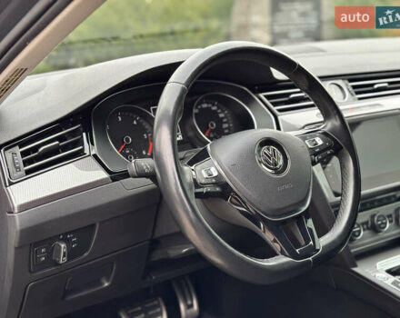 Серый Фольксваген Пассат Альтрак, объемом двигателя 2 л и пробегом 160 тыс. км за 23000 $, фото 35 на Automoto.ua