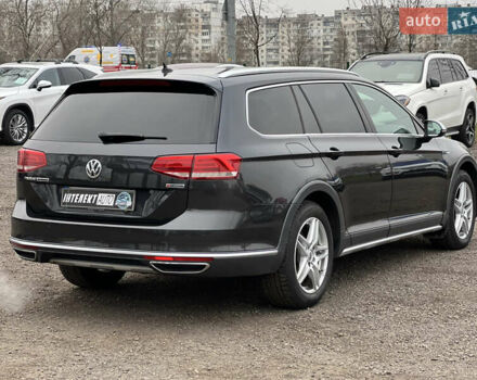 Серый Фольксваген Пассат Альтрак, объемом двигателя 2 л и пробегом 288 тыс. км за 20300 $, фото 3 на Automoto.ua