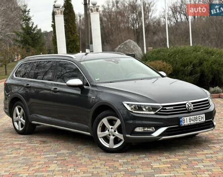 Серый Фольксваген Пассат Альтрак, объемом двигателя 2 л и пробегом 160 тыс. км за 23000 $, фото 4 на Automoto.ua