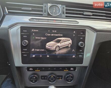 Серый Фольксваген Пассат Альтрак, объемом двигателя 2 л и пробегом 282 тыс. км за 17300 $, фото 24 на Automoto.ua