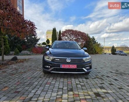 Серый Фольксваген Пассат Альтрак, объемом двигателя 2 л и пробегом 282 тыс. км за 17300 $, фото 1 на Automoto.ua