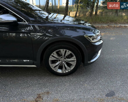 Серый Фольксваген Пассат Альтрак, объемом двигателя 2 л и пробегом 198 тыс. км за 22500 $, фото 10 на Automoto.ua