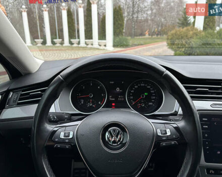 Серый Фольксваген Пассат Альтрак, объемом двигателя 2 л и пробегом 160 тыс. км за 23000 $, фото 38 на Automoto.ua