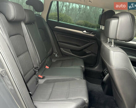 Серый Фольксваген Пассат Альтрак, объемом двигателя 2 л и пробегом 160 тыс. км за 23000 $, фото 28 на Automoto.ua