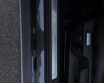 Серый Фольксваген Пассат Альтрак, объемом двигателя 2 л и пробегом 198 тыс. км за 22500 $, фото 33 на Automoto.ua