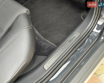 Серый Фольксваген Пассат Альтрак, объемом двигателя 2 л и пробегом 160 тыс. км за 23000 $, фото 33 на Automoto.ua