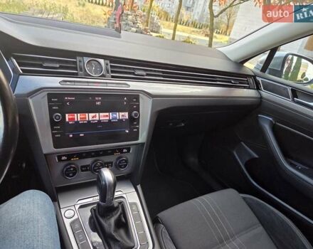 Серый Фольксваген Пассат Альтрак, объемом двигателя 2 л и пробегом 282 тыс. км за 17300 $, фото 27 на Automoto.ua