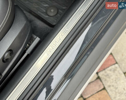 Серый Фольксваген Пассат Альтрак, объемом двигателя 2 л и пробегом 160 тыс. км за 23000 $, фото 26 на Automoto.ua
