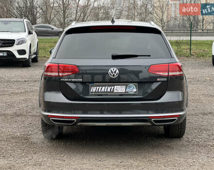 Серый Фольксваген Пассат Альтрак, объемом двигателя 2 л и пробегом 288 тыс. км за 20300 $, фото 4 на Automoto.ua