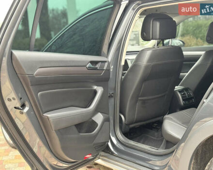 Серый Фольксваген Пассат Альтрак, объемом двигателя 2 л и пробегом 160 тыс. км за 23000 $, фото 21 на Automoto.ua
