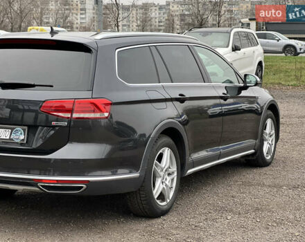 Серый Фольксваген Пассат Альтрак, объемом двигателя 2 л и пробегом 288 тыс. км за 20300 $, фото 10 на Automoto.ua