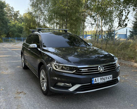 Серый Фольксваген Пассат Альтрак, объемом двигателя 2 л и пробегом 198 тыс. км за 22500 $, фото 1 на Automoto.ua