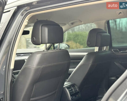 Серый Фольксваген Пассат Альтрак, объемом двигателя 2 л и пробегом 160 тыс. км за 23000 $, фото 22 на Automoto.ua