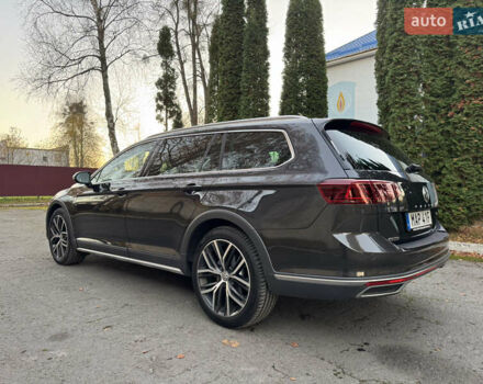 Серый Фольксваген Пассат Альтрак, объемом двигателя 2 л и пробегом 215 тыс. км за 23500 $, фото 7 на Automoto.ua