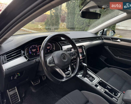 Серый Фольксваген Пассат Альтрак, объемом двигателя 2 л и пробегом 215 тыс. км за 23500 $, фото 35 на Automoto.ua