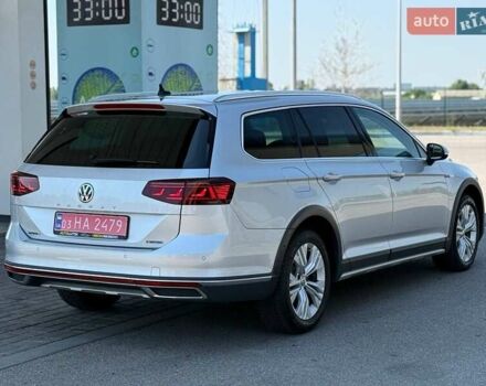 Серый Фольксваген Пассат Альтрак, объемом двигателя 1.97 л и пробегом 196 тыс. км за 24799 $, фото 2 на Automoto.ua