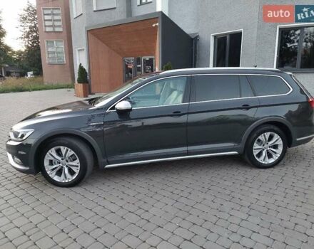 Серый Фольксваген Пассат Альтрак, объемом двигателя 1.97 л и пробегом 148 тыс. км за 23400 $, фото 3 на Automoto.ua