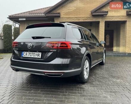 Сірий Фольксваген Пассат Альтрак, об'ємом двигуна 2 л та пробігом 238 тис. км за 21500 $, фото 6 на Automoto.ua