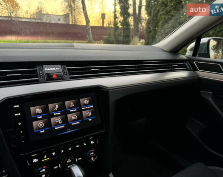 Серый Фольксваген Пассат Альтрак, объемом двигателя 2 л и пробегом 215 тыс. км за 23500 $, фото 51 на Automoto.ua