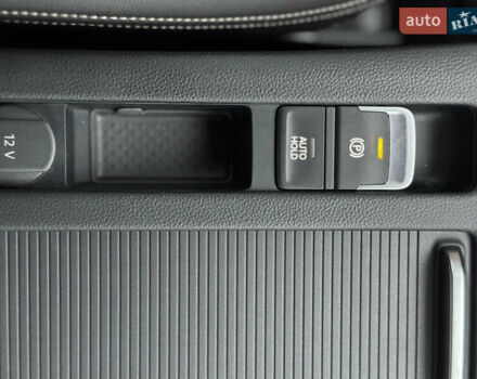 Серый Фольксваген Пассат Альтрак, объемом двигателя 2 л и пробегом 215 тыс. км за 23500 $, фото 64 на Automoto.ua