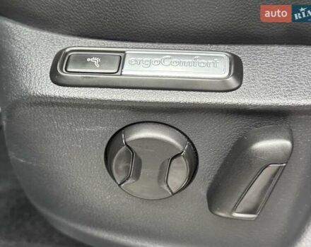 Сірий Фольксваген Пассат Альтрак, об'ємом двигуна 2 л та пробігом 238 тис. км за 21500 $, фото 22 на Automoto.ua