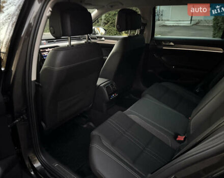 Серый Фольксваген Пассат Альтрак, объемом двигателя 2 л и пробегом 215 тыс. км за 23500 $, фото 73 на Automoto.ua