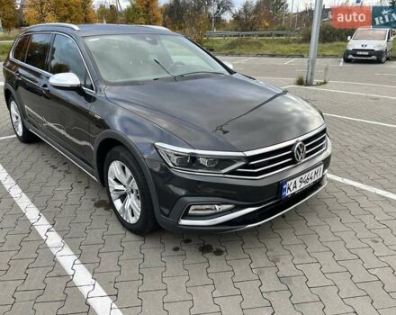 Серый Фольксваген Пассат Альтрак, объемом двигателя 1.97 л и пробегом 236 тыс. км за 22900 $, фото 1 на Automoto.ua