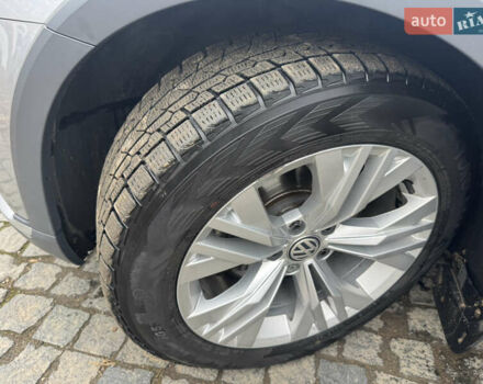 Серый Фольксваген Пассат Альтрак, объемом двигателя 2 л и пробегом 263 тыс. км за 19900 $, фото 27 на Automoto.ua