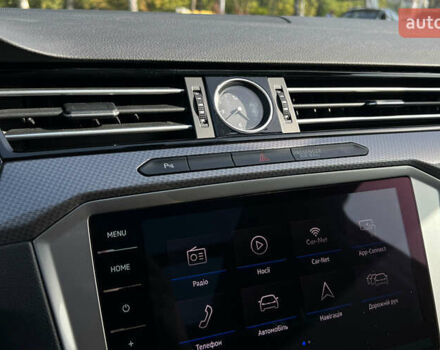 Серый Фольксваген Пассат Альтрак, объемом двигателя 2 л и пробегом 196 тыс. км за 22999 $, фото 23 на Automoto.ua