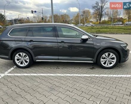 Серый Фольксваген Пассат Альтрак, объемом двигателя 1.97 л и пробегом 236 тыс. км за 22900 $, фото 12 на Automoto.ua