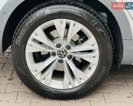 Серый Фольксваген Пассат Альтрак, объемом двигателя 2 л и пробегом 177 тыс. км за 24900 $, фото 27 на Automoto.ua