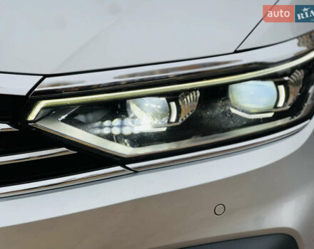 Серый Фольксваген Пассат Альтрак, объемом двигателя 2 л и пробегом 177 тыс. км за 24900 $, фото 23 на Automoto.ua