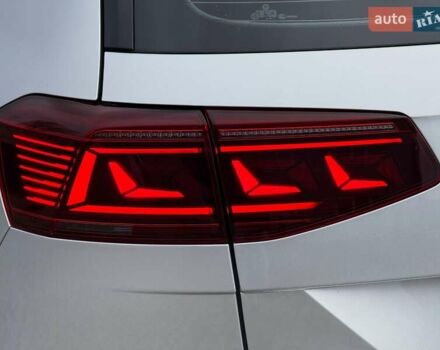 Серый Фольксваген Пассат Альтрак, объемом двигателя 2 л и пробегом 140 тыс. км за 25999 $, фото 13 на Automoto.ua