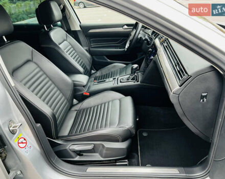 Серый Фольксваген Пассат Альтрак, объемом двигателя 2 л и пробегом 177 тыс. км за 24900 $, фото 47 на Automoto.ua