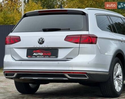 Сірий Фольксваген Пассат Альтрак, об'ємом двигуна 2 л та пробігом 177 тис. км за 28499 $, фото 25 на Automoto.ua