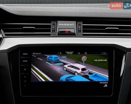 Сірий Фольксваген Пассат Альтрак, об'ємом двигуна 2 л та пробігом 177 тис. км за 28499 $, фото 94 на Automoto.ua