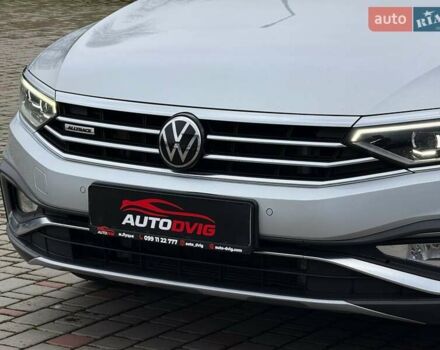 Серый Фольксваген Пассат Альтрак, объемом двигателя 2 л и пробегом 140 тыс. км за 25999 $, фото 10 на Automoto.ua