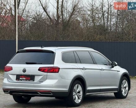 Серый Фольксваген Пассат Альтрак, объемом двигателя 2 л и пробегом 140 тыс. км за 25999 $, фото 3 на Automoto.ua
