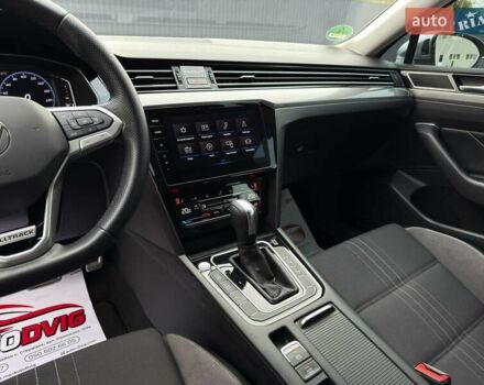 Сірий Фольксваген Пассат Альтрак, об'ємом двигуна 2 л та пробігом 177 тис. км за 28499 $, фото 50 на Automoto.ua