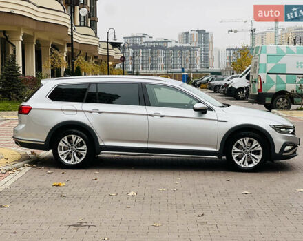 Серый Фольксваген Пассат Альтрак, объемом двигателя 2 л и пробегом 177 тыс. км за 24900 $, фото 9 на Automoto.ua