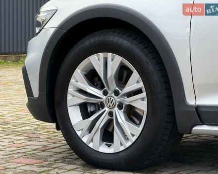 Сірий Фольксваген Пассат Альтрак, об'ємом двигуна 2 л та пробігом 177 тис. км за 28499 $, фото 29 на Automoto.ua