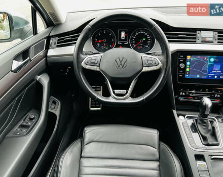 Серый Фольксваген Пассат Альтрак, объемом двигателя 2 л и пробегом 177 тыс. км за 24900 $, фото 51 на Automoto.ua