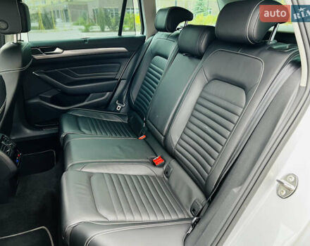 Серый Фольксваген Пассат Альтрак, объемом двигателя 2 л и пробегом 177 тыс. км за 24900 $, фото 59 на Automoto.ua