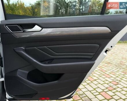 Сірий Фольксваген Пассат Альтрак, об'ємом двигуна 2 л та пробігом 177 тис. км за 28499 $, фото 69 на Automoto.ua