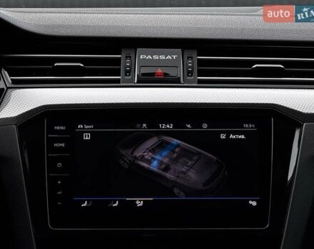 Сірий Фольксваген Пассат Альтрак, об'ємом двигуна 2 л та пробігом 177 тис. км за 28499 $, фото 88 на Automoto.ua