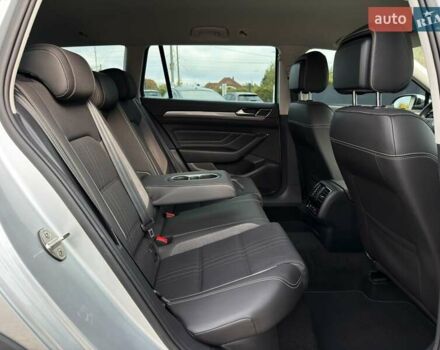 Сірий Фольксваген Пассат Альтрак, об'ємом двигуна 2 л та пробігом 177 тис. км за 28499 $, фото 70 на Automoto.ua