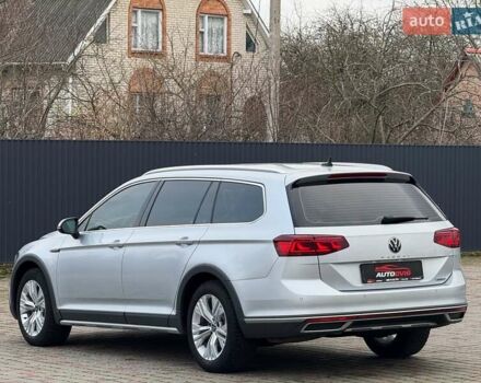 Серый Фольксваген Пассат Альтрак, объемом двигателя 2 л и пробегом 140 тыс. км за 25999 $, фото 5 на Automoto.ua