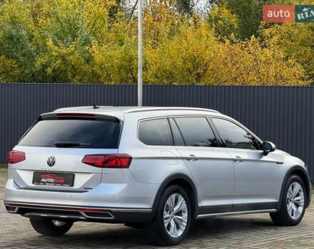 Сірий Фольксваген Пассат Альтрак, об'ємом двигуна 2 л та пробігом 177 тис. км за 28499 $, фото 3 на Automoto.ua